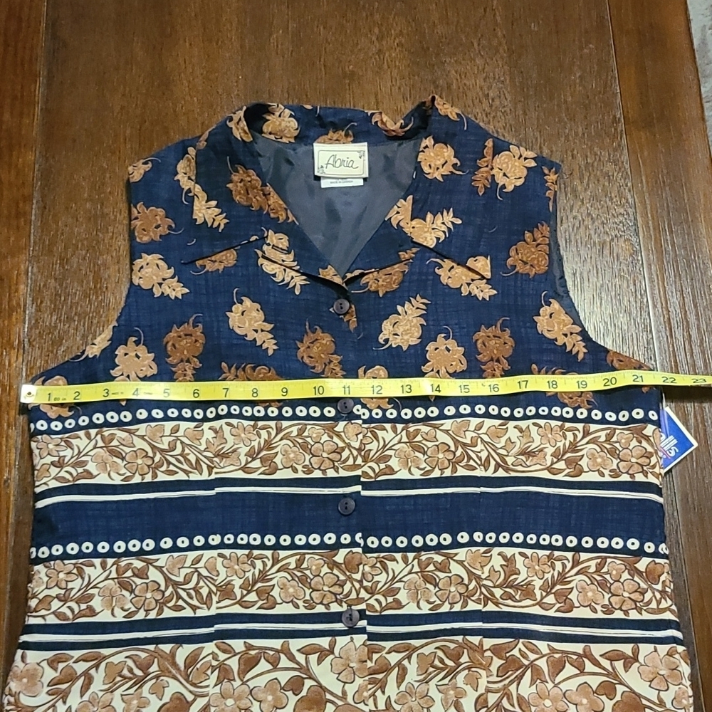 Abria NWT Button Down Sleeveless Blouse - Size 16 - Picture 6 of 10